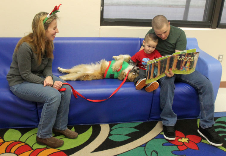 Fort Hood Paws for Reading